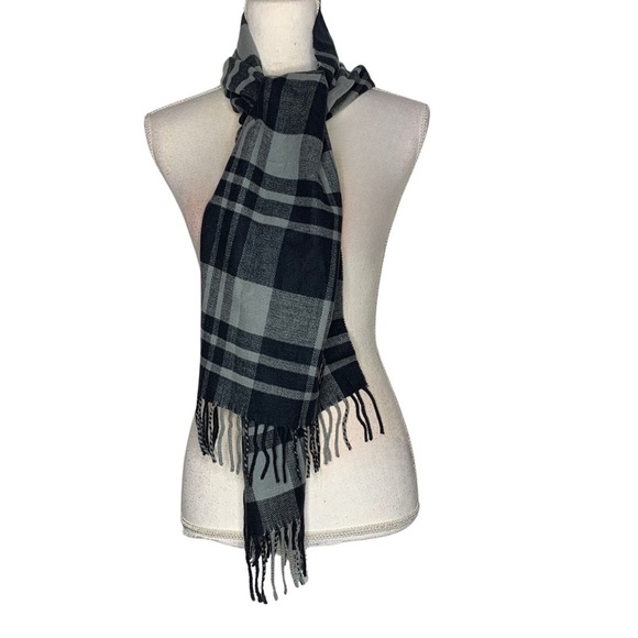 unbranded Other - Plaid Cashmere Scarf